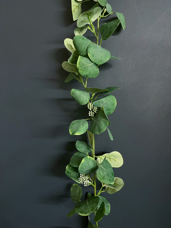 Picture of Faux Eucalyptus Garland 72"